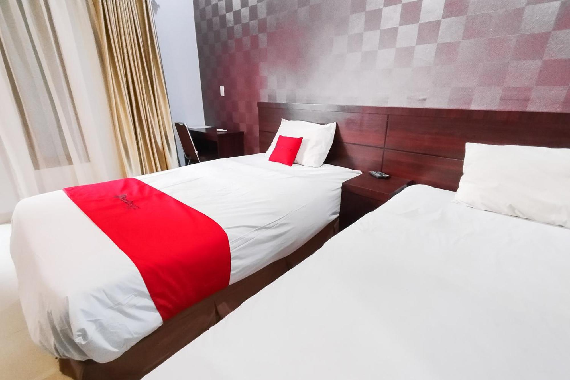 Reddoorz Syariah Near Lotte Grosir Medan Hotell Sunggal Eksteriør bilde